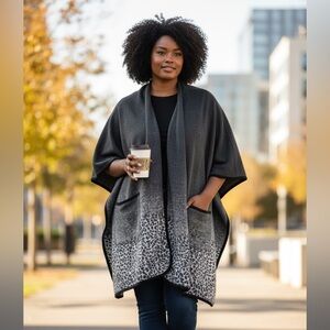 Bylyse Ombré Snow Leopard Poncho Wrap